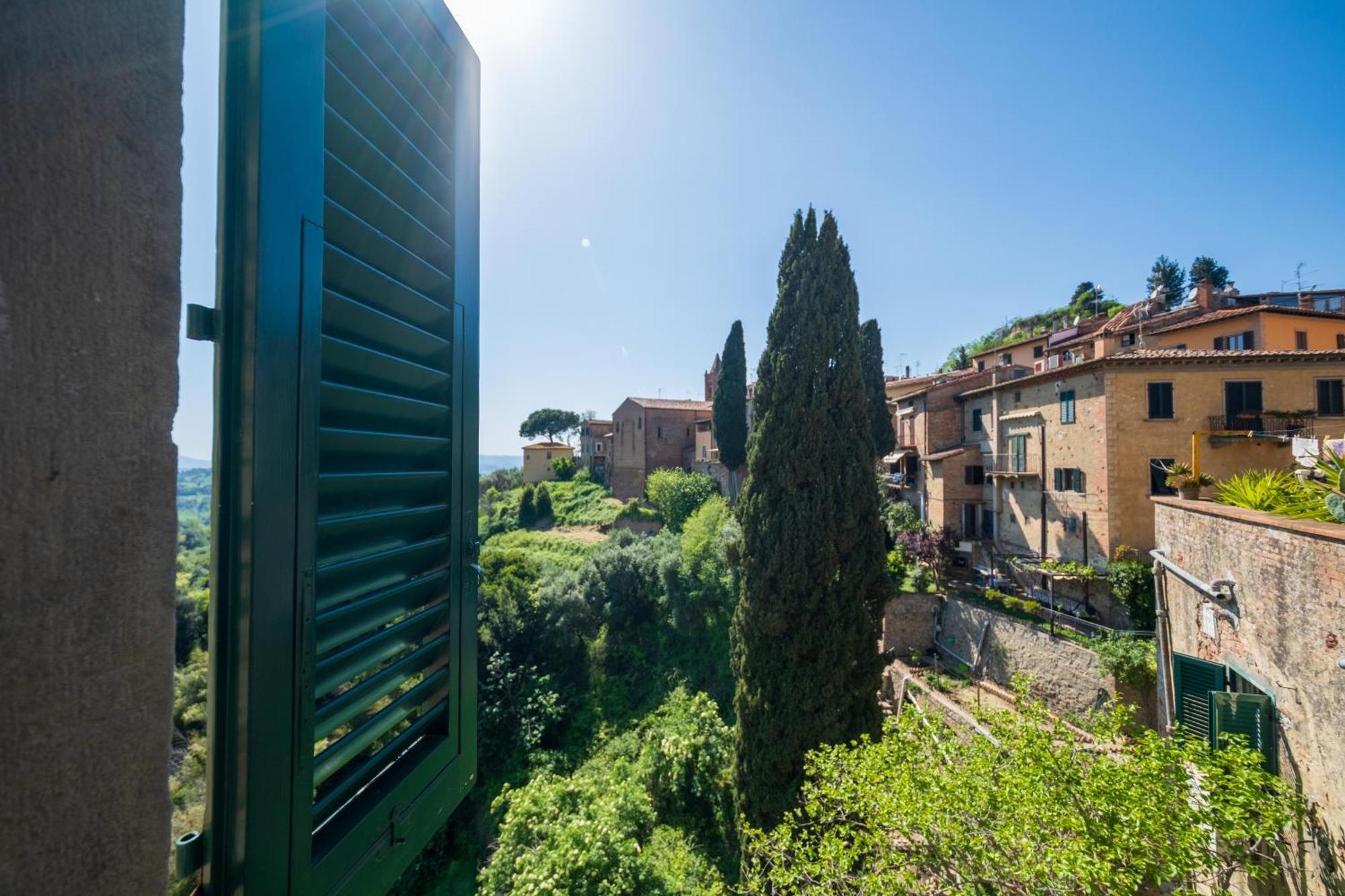 Bed and Breakfast Antica Dimora Leones Palaia Exterior foto